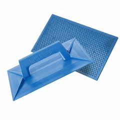Desempenadeira Plástica 17x30cm Estriada Azul DIMAX / REF. 2811038